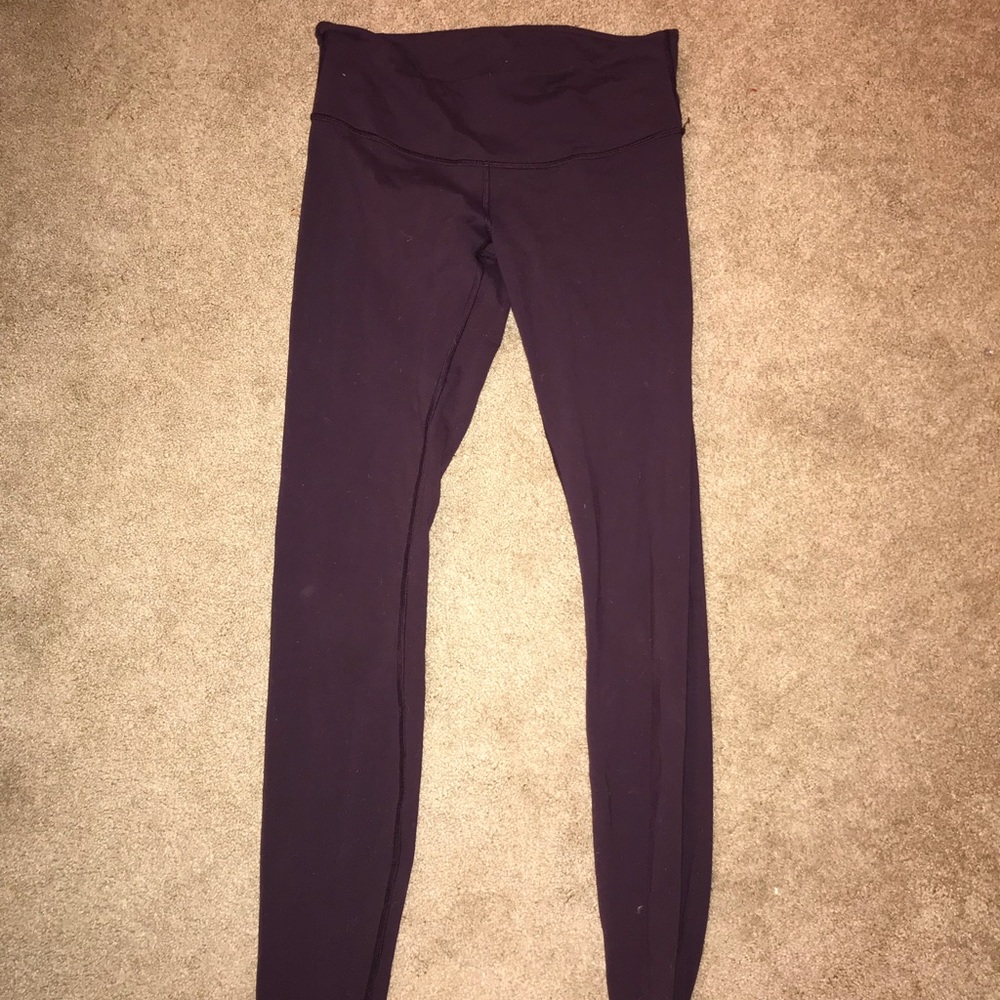Lululemon Size 6 Wunder Under Leggings